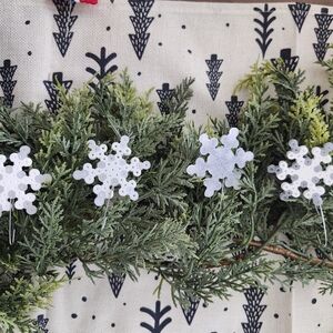 Festive White Snowflake Ornament Set